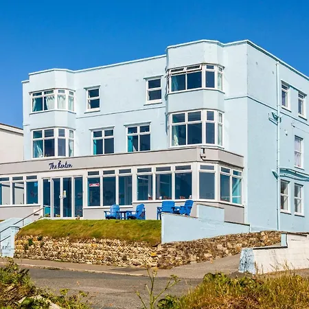 Kenton 2* New Quay